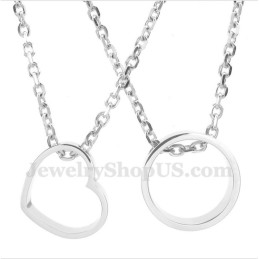 Pendentif Couple En Titane En Forme De Cœur Avec Chaîne Gratuite (Une Paire)