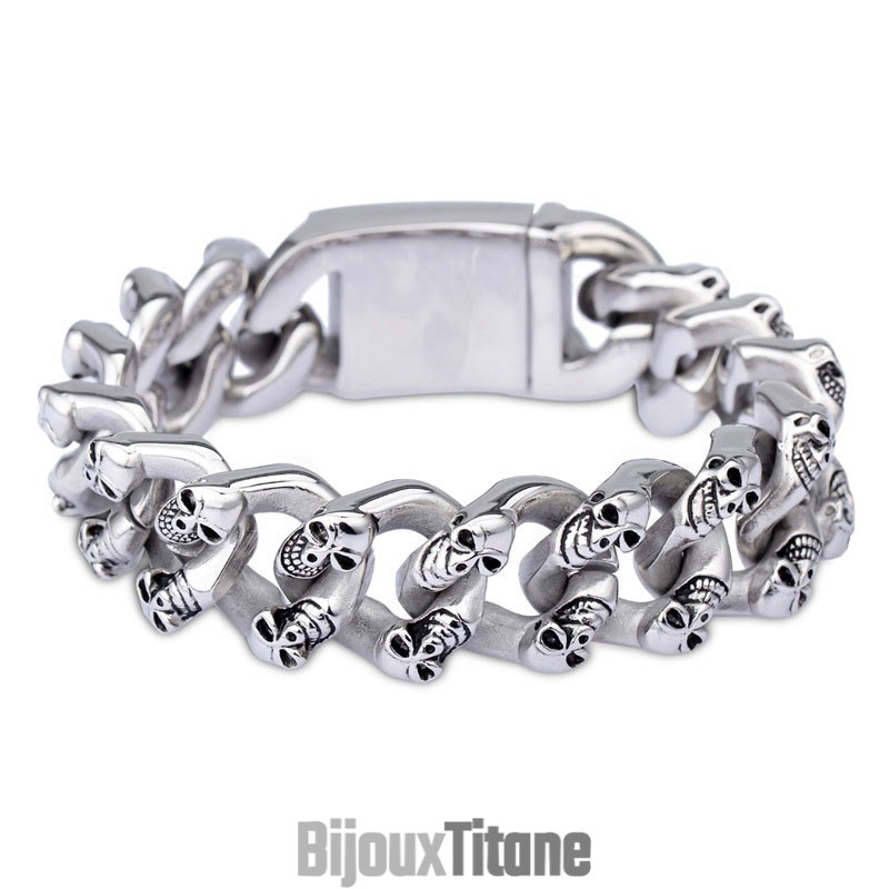 Bracelet Tendance En Titane À Double Rangée Avec Tête De Mort Pour Homme Bracelet Tendance En Titane À Double Rangée Avec Tête De Mort Pour Homme