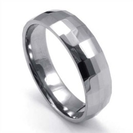 Bague Tendance En Tungstène À Facettes