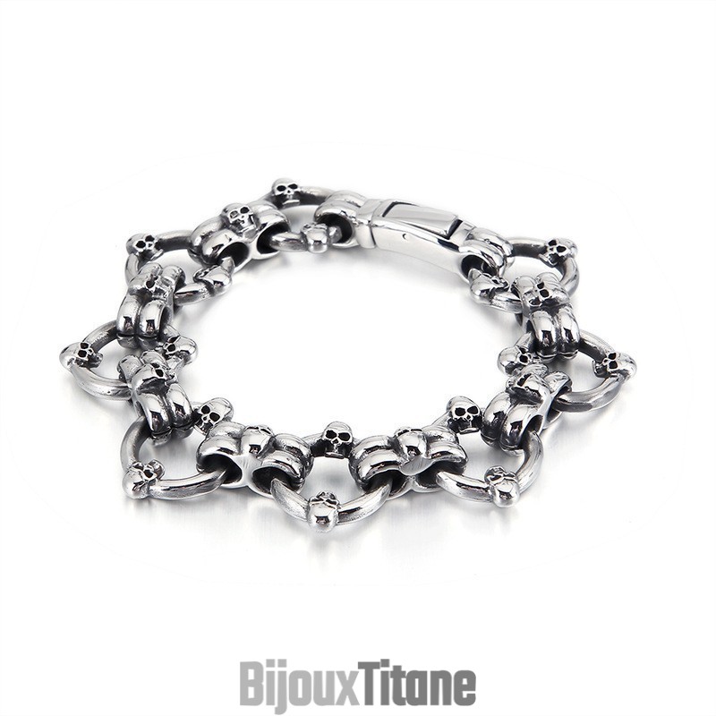 Bracelet En Titane Pour Homme Avec Tête De Mort Exagérée Et Chic