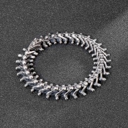 Bracelet En Titane Pour Homme Avec Petit Crâne Exagéré