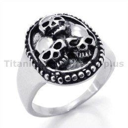 Bague En Titane À Trois Crânes