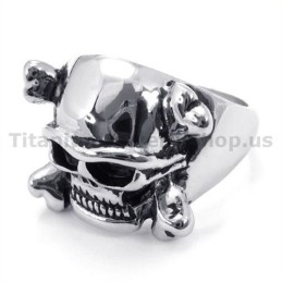 Bague En Titane Avec Tête De Mort