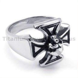 Bague En Titane Avec Tête De Mort Croisée