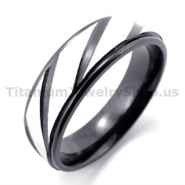 Bague En Titane Noir Avec Diamant
