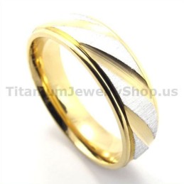 Bague En Titane Doré Avec Diamant