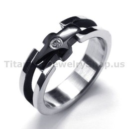 Bague En Titane Avec Croix Et Diamant