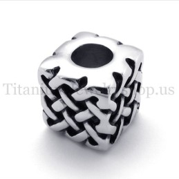 Pendentif Cube Chanceux En Titane