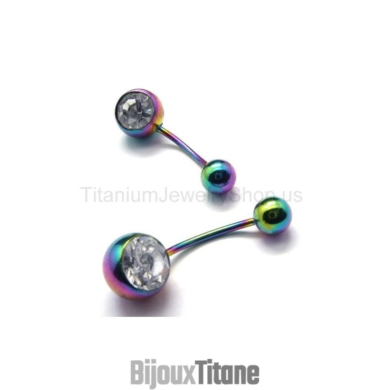 Boucles D'Oreilles Mini-Diamants Incrustées De Titane De Couleur Boucles D'Oreilles Mini-Diamants Incrustées De Titane De Couleur