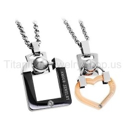 Pendentifs Amoureux Du Titane