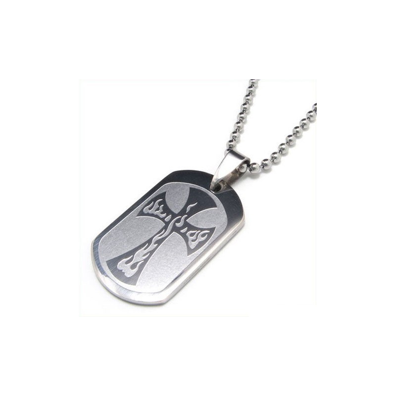 Collier Avec Pendentif En Titane Pur Cool Man Cross Collier Avec Pendentif En Titane Pur Cool Man Cross