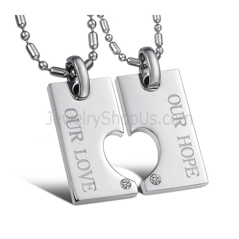Pendentifs Amoureux En Argent Titane « Notre Espoir Et Notre Amour » Avec Strass Et Chaînes Offertes C602 Pendentifs Amoureux En Argent Titane « Notre Espoir Et Notre Amour » Avec Strass Et Chaînes Offertes C602