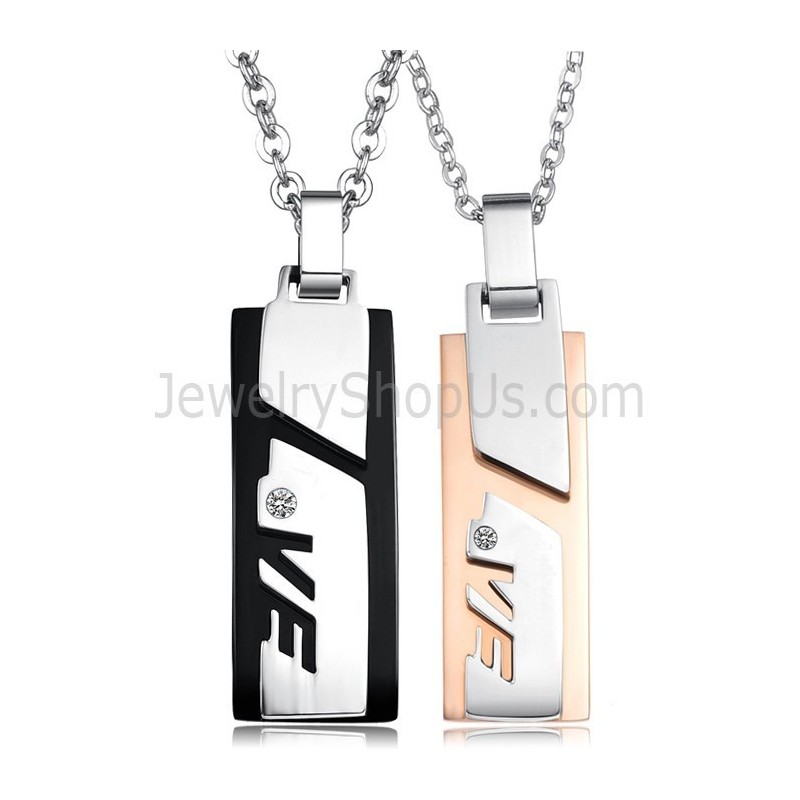 Pendentifs Rectangulaires « Love » En Titane, Or Rose Et Noir, Avec Strass Et Chaînes Offertes C511 Pendentifs Rectangulaires « Love » En Titane, Or Rose Et Noir, Avec Strass Et Chaînes Offertes C511