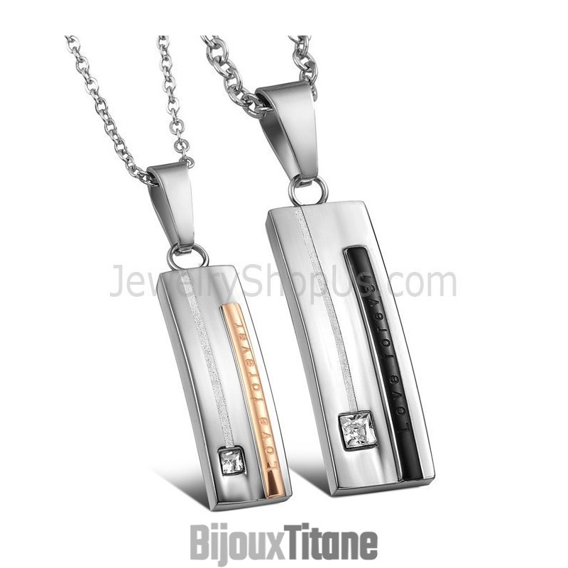Pendentifs Rectangulaires En Titane Noir Et Or Rose « Love Forever » Avec Strass Et Chaînes Offertes C567 Pendentifs Rectangulaires En Titane Noir Et Or Rose « Love Forever » Avec Strass Et Chaînes Offertes C567