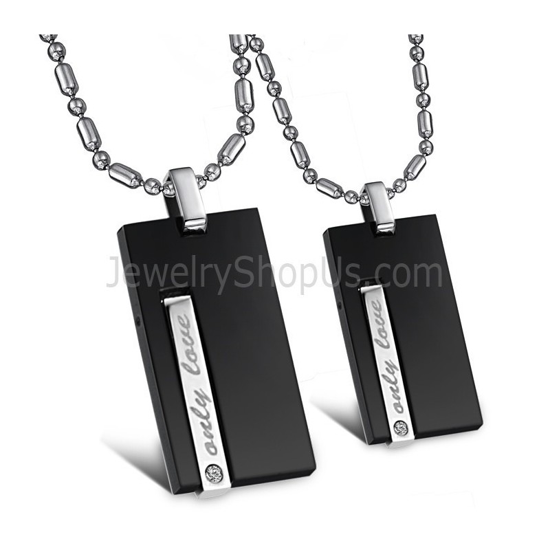 Pendentifs Rectangulaires En Titane Noir « Only Love » Pour Amoureux, Avec Strass Et Chaînes Offertes (220 €) Pendentifs Rectangulaires En Titane Noir « Only Love » Pour Amoureux, Avec Strass Et Chaînes Offertes (220 €)