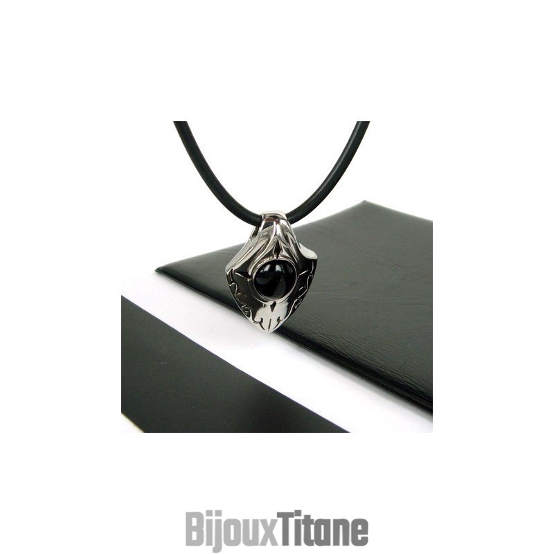 Pendentif En Titane Pur Et Agate Noire Avec Bouclier Pour Homme