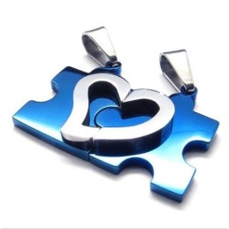 1 Paire De Pendentifs En Acier Titane En Forme De Cœur Bleu