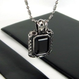 Pendentif Noble Man En Acier Titane Et Agate Noire