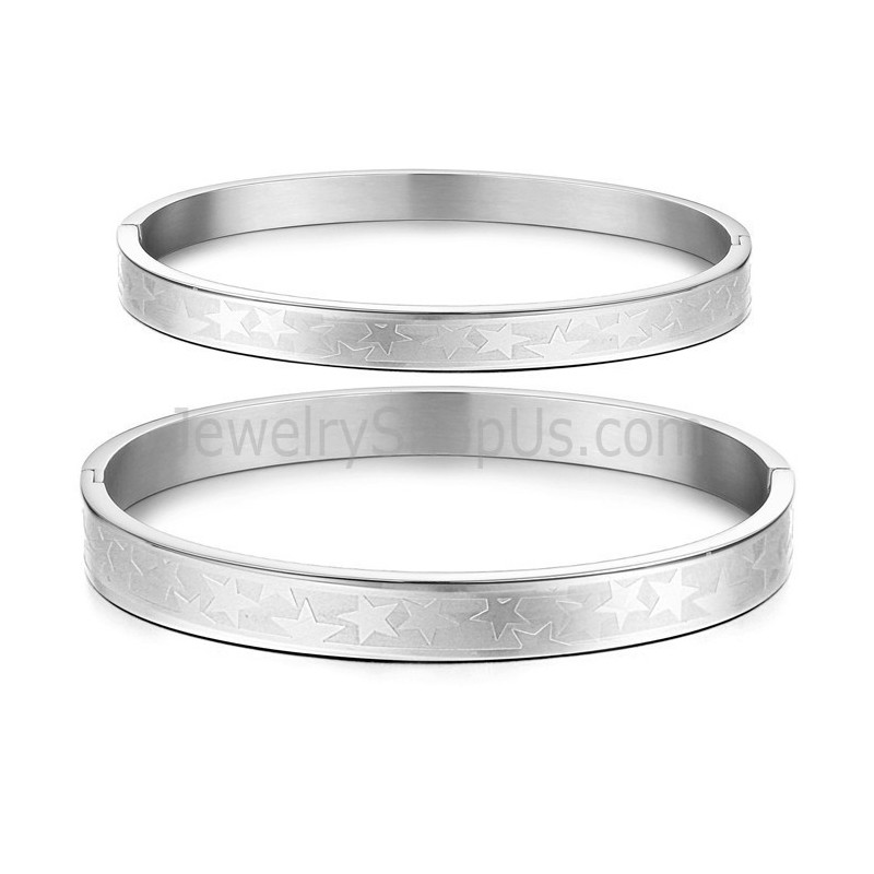 Bracelets Couple En Titane Avec Étoiles C863 Bracelets Couple En Titane Avec Étoiles C863