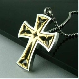 Pendentif Croix En Or Et Acier Titane Pour Homme Noble