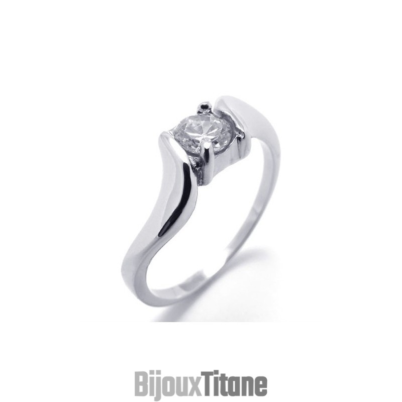 Bague En Titane Pour Femme Avec Diamant Bague En Titane Pour Femme Avec Diamant