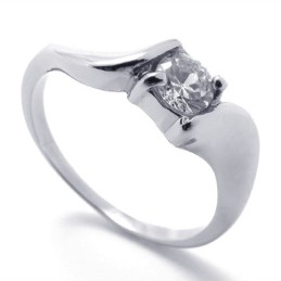 Bague En Titane Pour Femme Avec Diamant