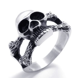 Bague En Titane Avec Tête De Mort