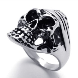 Bague En Titane Avec Tête De Mort
