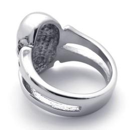 Bague En Titane Avec Tête De Mort