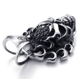 Pendentif En Titane Avec Tête De Mort En Diamant Noir