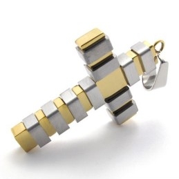 Pendentif Croix En Titane Doré