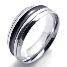 Bague En Titane Avec Accents Noirs