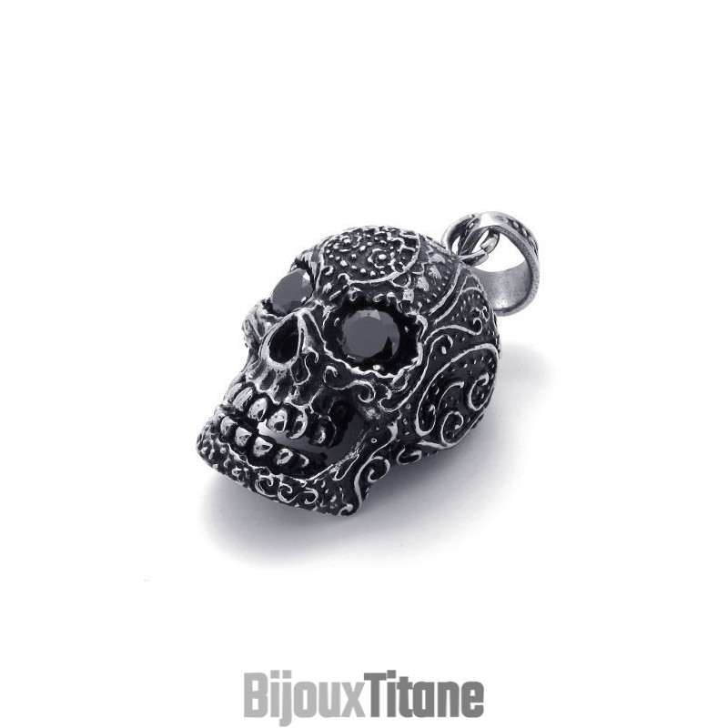 Pendentif En Titane Noir Avec Zircons Pendentif En Titane Noir Avec Zircons