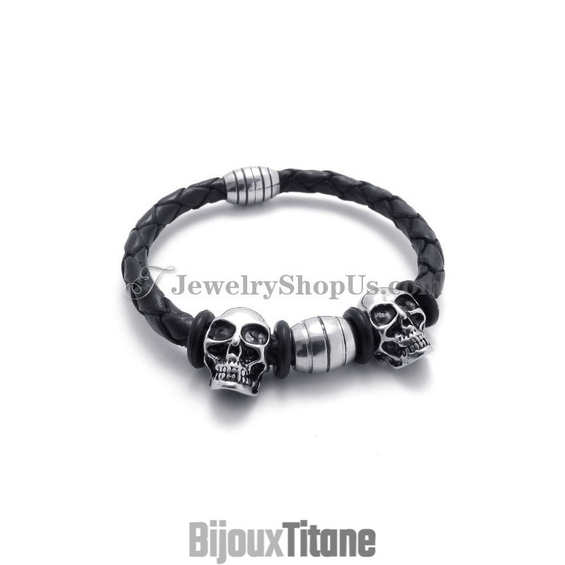 Bracelet Élégant En Cuir Avec Têtes De Mort En Titane Bracelet Élégant En Cuir Avec Têtes De Mort En Titane