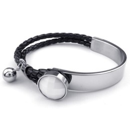 Bracelet En Cuir Titane D'Excellente Qualité, Aux Couleurs Délicates Et Finement Travaillées
