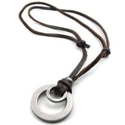 Collier En Cuir Titane De Qualité Fiable Et Aux Couleurs Délicates Au Design Astucieux